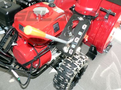 Колесен снегорин Honda HSS655 LW