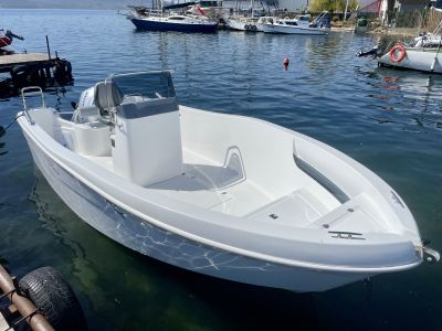 Стъклопластова Лодка 5.5м AQUABAT AQUAFISH 550 | AQUABAT България | Соларей Варна