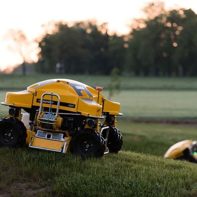 Косачка с дистанционно управление SPIDER ILD01