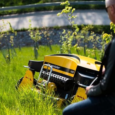 Косачка SpideКосачка с дистанционно управление SPIDER ILD02r ILD01