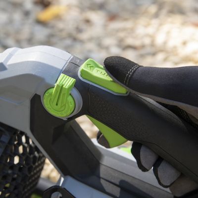 Акумулаторна духалка въздушна метла 1045м³/час EGO LB6150E